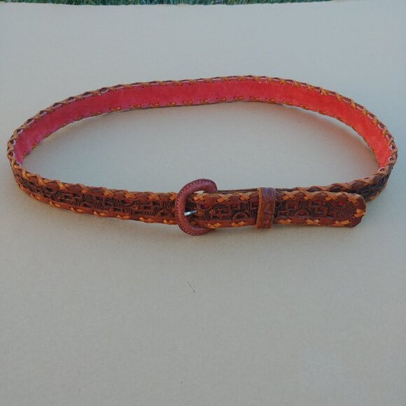 Handmade in Mexico brown red leather belt with braided detailing - Picture 4 of 10